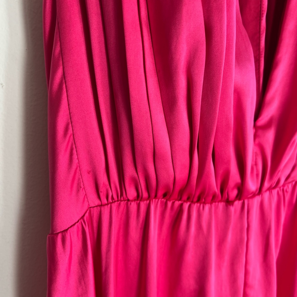 AMUR Pink and Purple Pleated V‑Neck Midi Dress - Picture 7 of 9